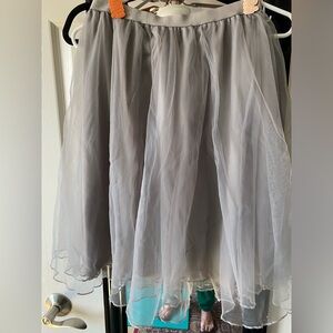 Sz M Grey / Silver Tulle Lined Skirt